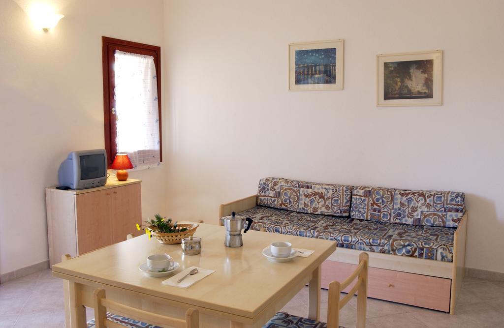 Villa Miriacheddu San Teodoro  Zimmer foto