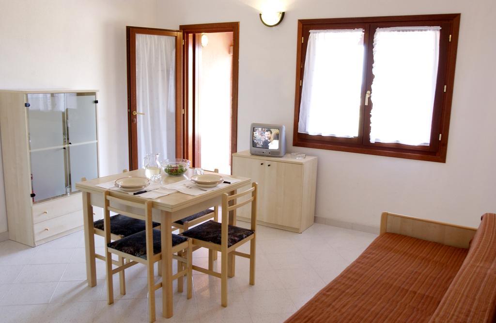 Villa Miriacheddu San Teodoro  Zimmer foto